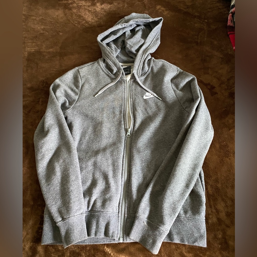 nike zip up hoodie